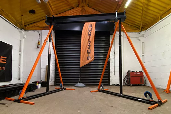 steel gantry perfect for confined spaces