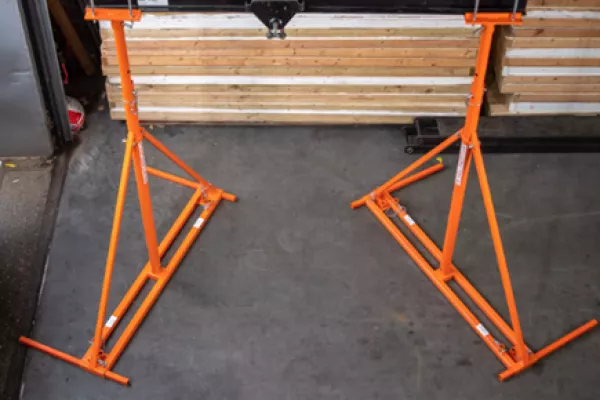 A lightweight, portable, rotating gantry used for confined spaces or restricted areas.